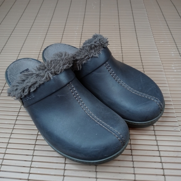 Crocs faux fur winter lined gray women's sz 8 clog - Picture 1 of 9